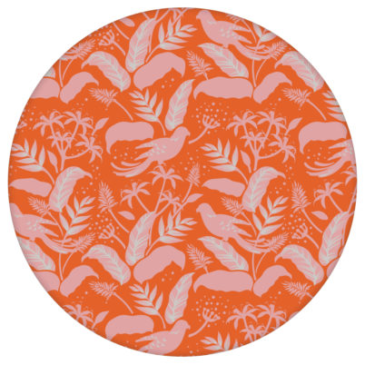 Moderne Tapete "Wild Birds" mit tropischen Dschungel Vögeln, orange rosa Vlies Tapete Blumen Tiere für Flur, Büro aus den Tapeten Neuheiten Exklusive Tapete für schönes Wohnen als Naturaltouch Luxus Vliestapete oder Basic Vliestapete